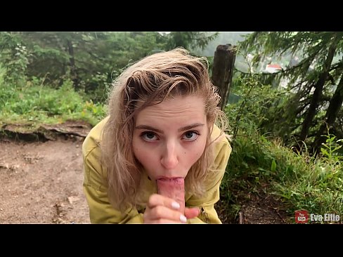 ❤️ Tjej sväljer sperma efter en offentlig avsugning - Eva Elfi ❤ Pornvideo at us ️❤